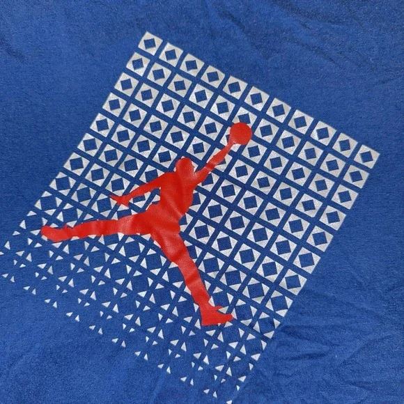 Nike Air Jordan T-Shirt Short Sleeve Men's Size Small Blue Red Jump man - Picture 3 of 6